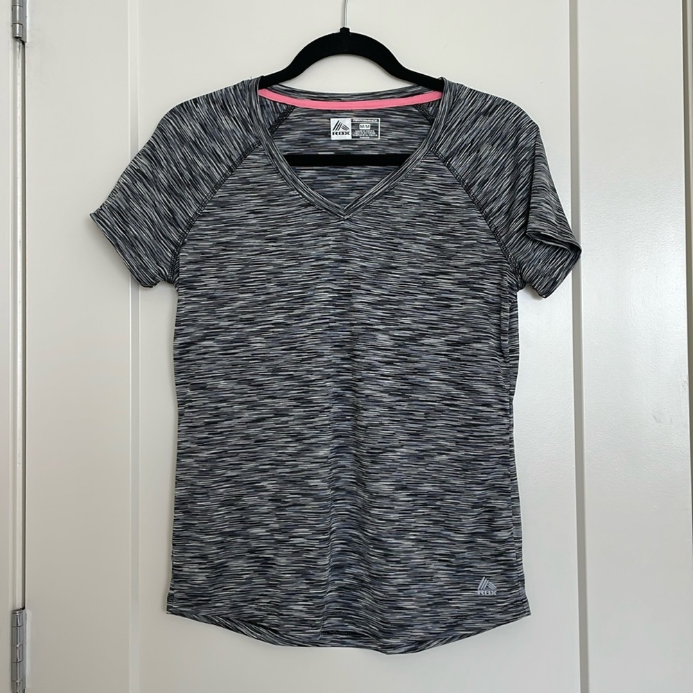 🍄 Active Workout V Neck Shirt